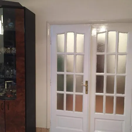 Casuta De Vis Bükreş